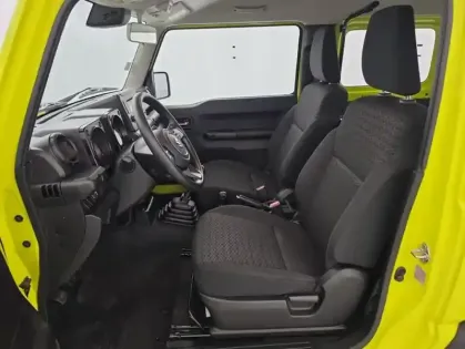 Photo 37 Suzuki Jimny 1.5 VVT Privilège