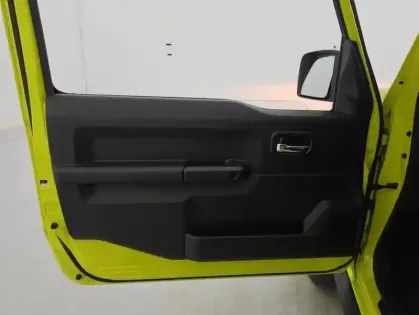 Photo 45 Suzuki Jimny 1.5 VVT Privilège