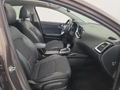 Photo 17 Kia Xceed 1.4 T-GDI 140ch Launch Edition DCT7 + Toit ouvrant
