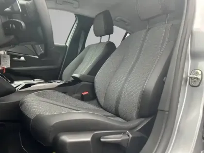 Photo 10 Peugeot 208  Hybrid 110 e-DCS6