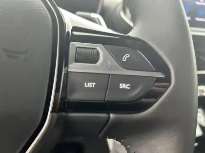 Photo 17 Peugeot 208  Hybrid 110 e-DCS6