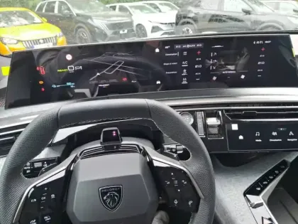 Photo 9 Peugeot 3008  Electrique 210 ch 73 kWh
