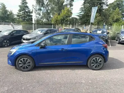 Photo 18 Renault Clio  E-Tech full hybrid 145