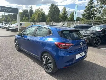 Photo 19 Renault Clio  E-Tech full hybrid 145