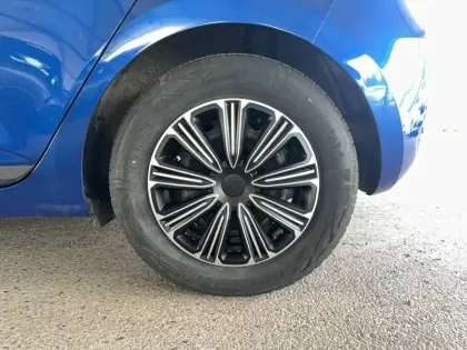 Photo 12 Renault Clio  E-Tech full hybrid 145