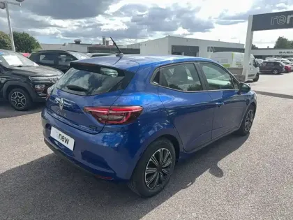 Photo 21 Renault Clio  E-Tech full hybrid 145
