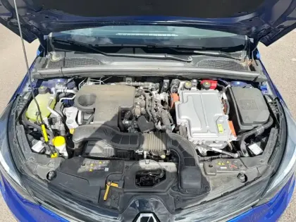 Photo 25 Renault Clio  E-Tech full hybrid 145