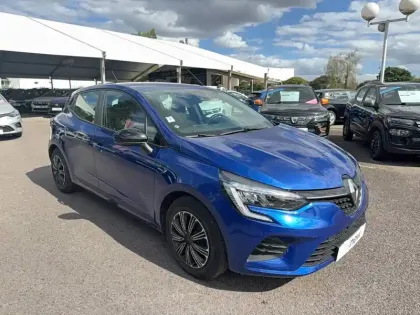 Photo 23 Renault Clio  E-Tech full hybrid 145