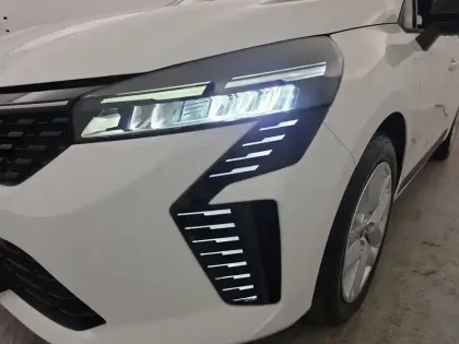 Photo 54 Renault Clio  Blue dCi 100 ch GSR2
