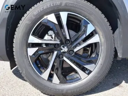 Photo 35 Peugeot 2008  PureTech 100 S&S BVM6
