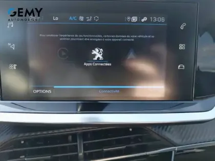 Photo 39 Peugeot 2008  PureTech 100 S&S BVM6