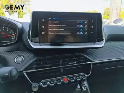 Photo 20 Peugeot 2008  PureTech 100 S&S BVM6