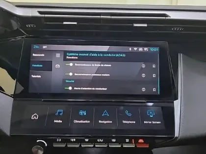 Photo 42 Peugeot 408  PHEV 225 e-EAT8