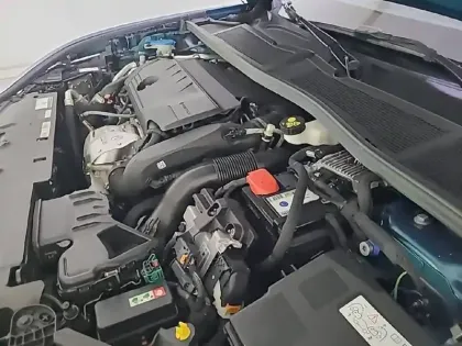 Photo 34 Peugeot 408  PHEV 225 e-EAT8