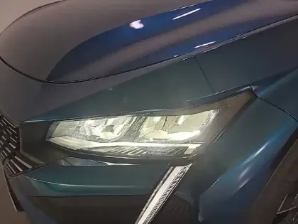 Photo 35 Peugeot 408  PHEV 225 e-EAT8