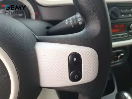 Photo 19 Renault Twingo  III E-Tech