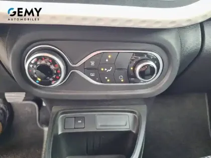 Photo 15 Renault Twingo  III E-Tech