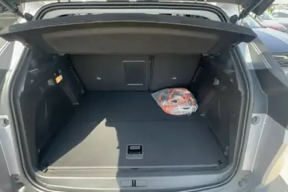 Photo 10 Peugeot 3008  Hybrid 225 e-EAT8