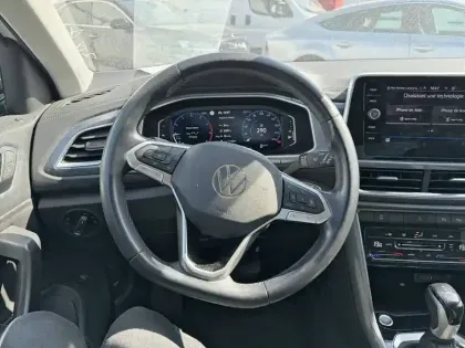 Photo 8 Volkswagen T-roc  1.5 TSI EVO 150 Start/Stop DSG7