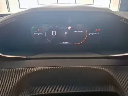 Photo 9 Peugeot 2008  Hybrid 110 e-DCS6