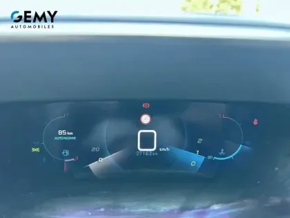 Photo 11 Peugeot 2008  PureTech 100 S&S BVM6