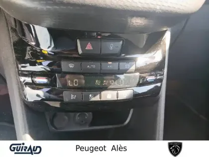 Photo 17 Peugeot 208  1.2 PureTech 110ch S&S BVM5