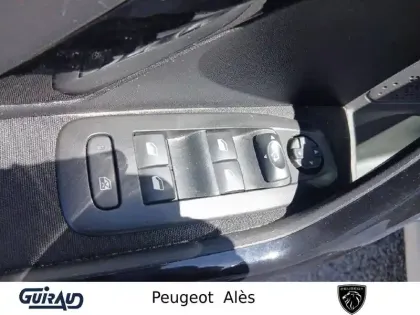 Photo 11 Peugeot 208  1.2 PureTech 110ch S&S BVM5
