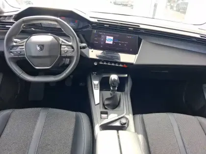 Photo 10 Peugeot 308  PureTech 130ch S&S BVM6