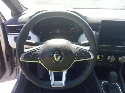 Photo 10 Renault Clio  E-Tech 140 - 21N