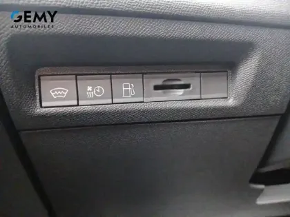Photo 42 Peugeot 308  PHEV 180 e-EAT8