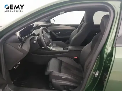 Photo 29 Peugeot 308  PHEV 180 e-EAT8