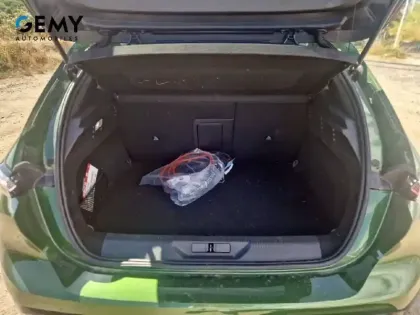 Photo 5 Peugeot 308  PHEV 180 e-EAT8