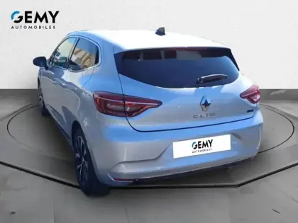 Photo 6 Renault Clio  E-Tech full hybrid 145