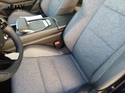Photo 8 Renault Espace  full hybrid E-Tech 200 ch 7pl