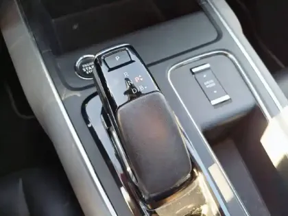 Photo 13 Citroën C5 aircross  Hybride Rechargeable 225 S&S e-EAT8