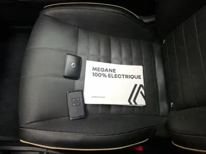 Photo 41 Renault Megane  E-Tech EV60 220 ch super charge