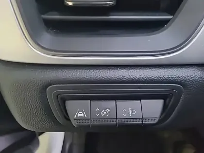 Photo 33 Renault Captur  TCe 90