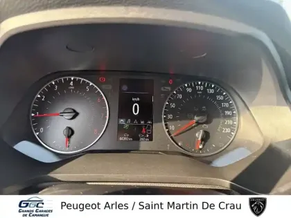 Photo 15 Renault Captur  TCe 90