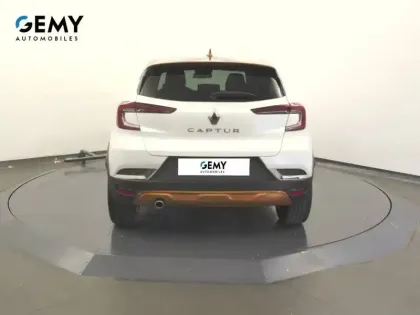 Photo 19 Renault Captur  TCe 130 EDC FAP