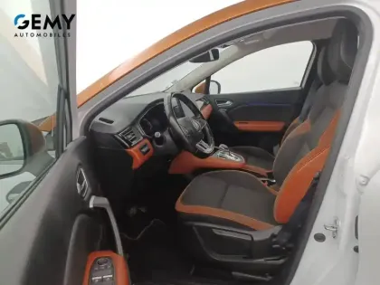 Photo 23 Renault Captur  TCe 130 EDC FAP