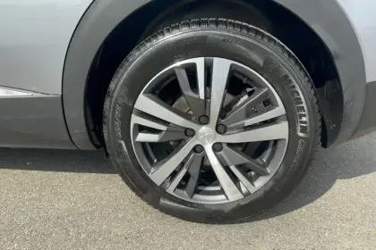 Photo 28 Peugeot 3008  Hybrid 225 e-EAT8