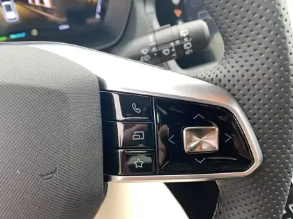 Photo 17 Mg ZS  1.5 L Hybrid+ 197 ch