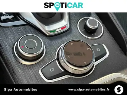 Photo 20 Alfa Romeo Giulia  2.2 160 ch AT8