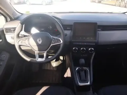 Photo 9 Renault Clio  E-Tech full hybrid 145 ch GSR2