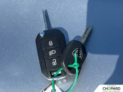Photo 20 Peugeot 208  Hybrid 110 ch e-DCS6