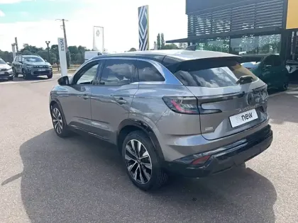 Photo 12 Renault Austral  E-Tech hybrid 200