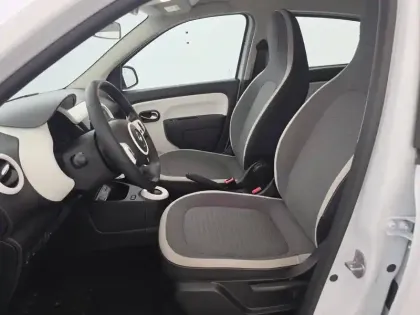 Photo 73 Renault Twingo  III E-Tech
