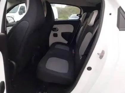 Photo 14 Renault Twingo  III E-Tech