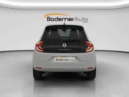 Photo 33 Renault Twingo  III E-Tech