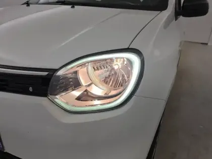 Photo 38 Renault Twingo  III E-Tech